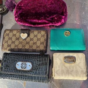 Michael kors and Gucci wallet set